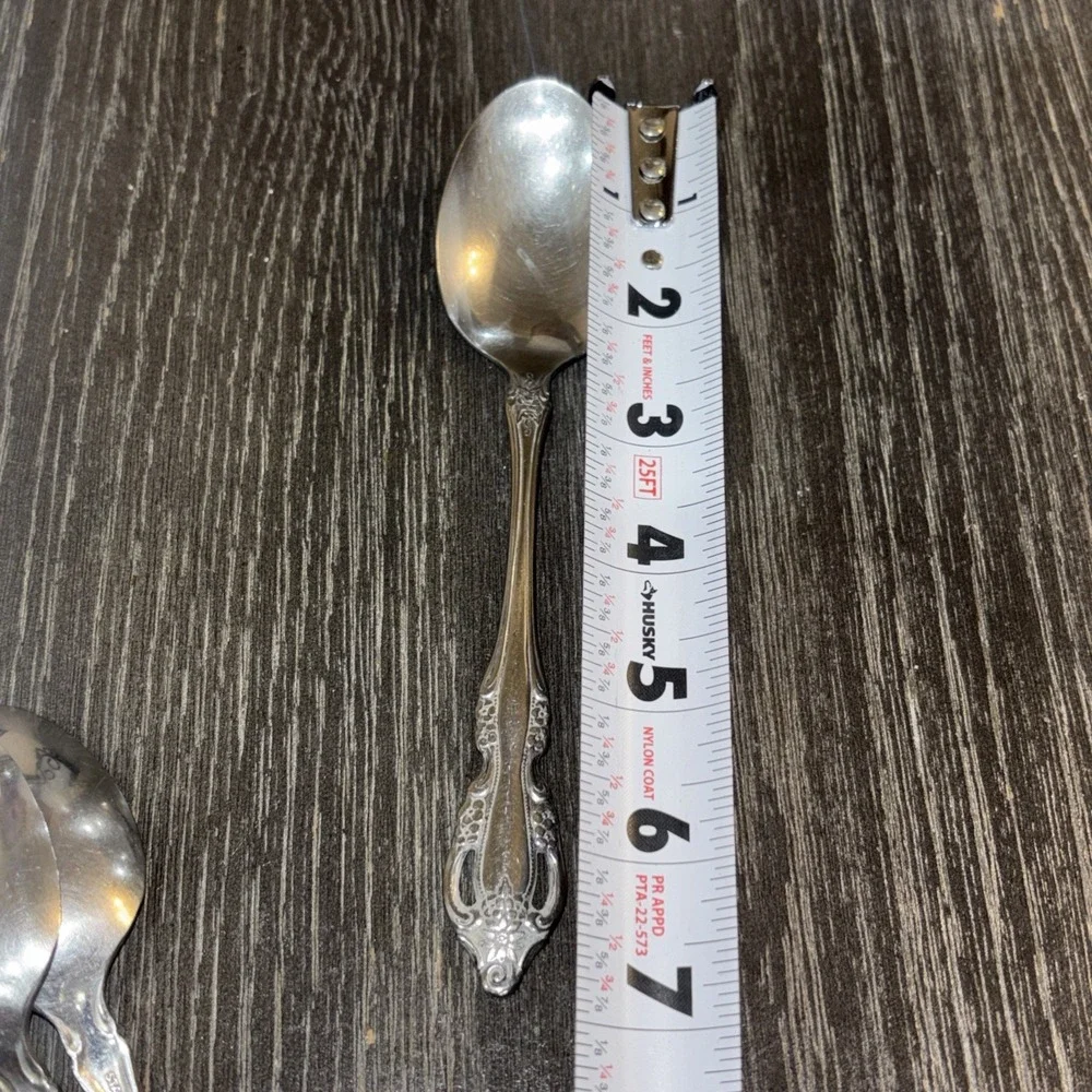 Oneida Brahms Set of 4 Teaspoons Spoons Community Stainless Flatware